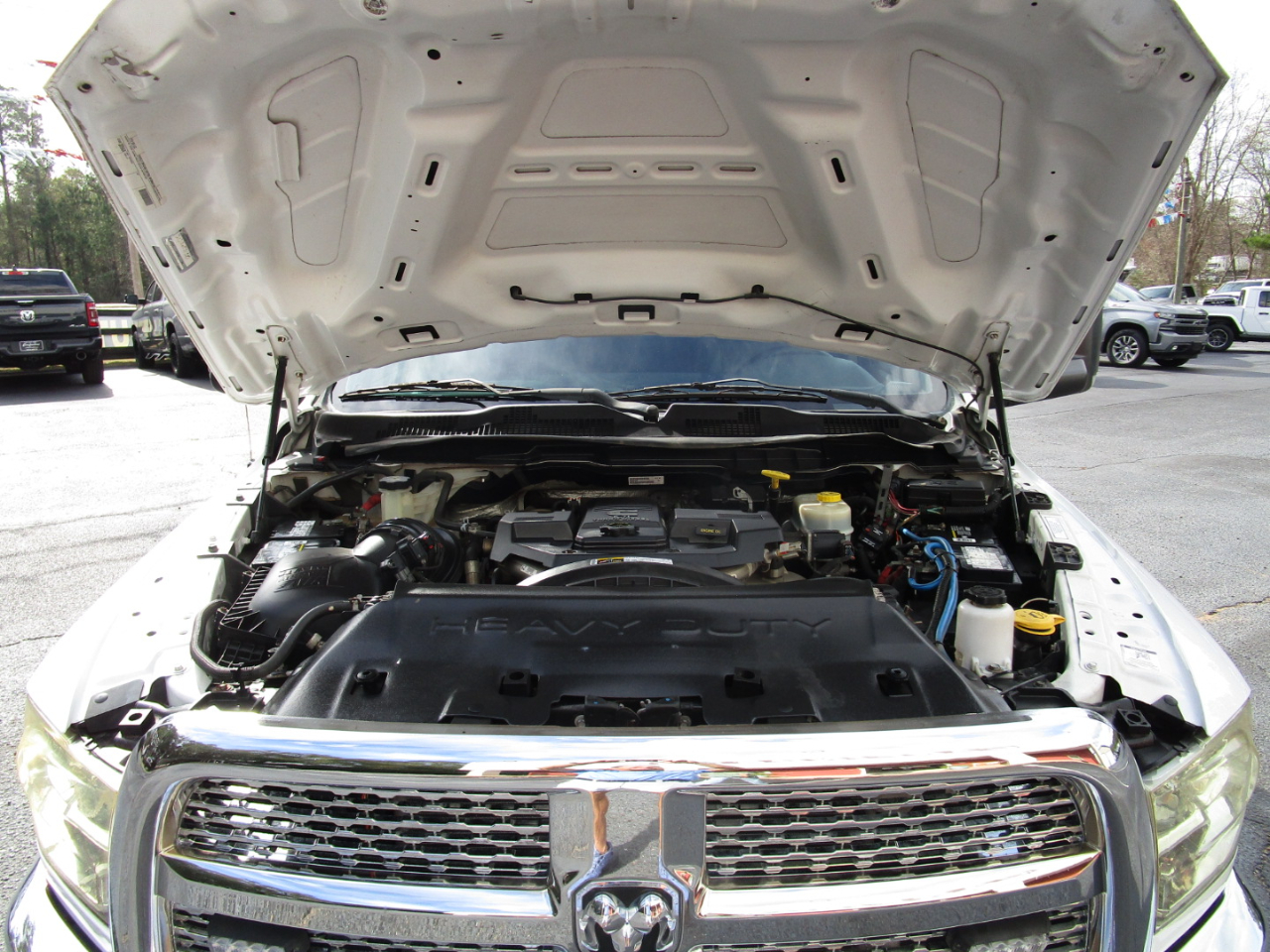 RAM 3500 4WD Crew Cab 172" WB 60" CA Tradesman 2015