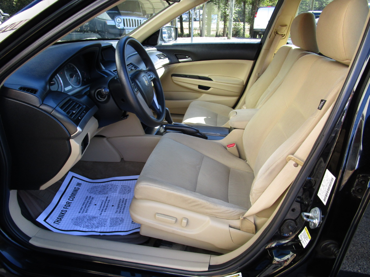 Honda Accord Sdn 4dr I4 Auto LX-P 2011