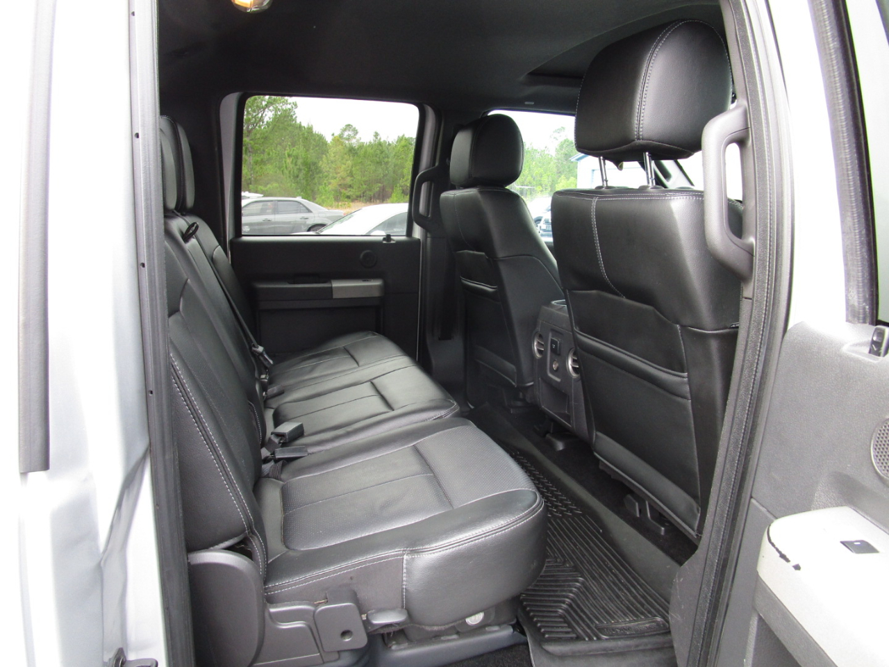 Ford Super Duty F-250 SRW 4WD Crew Cab 156" Lariat 2016