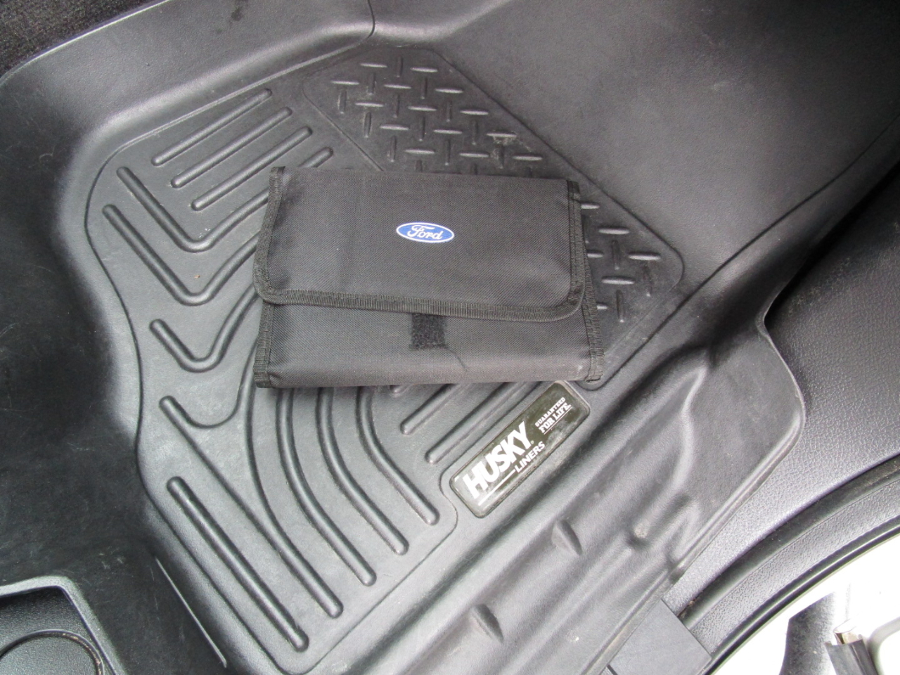 Ford Super Duty F-250 SRW 4WD Crew Cab 156" Lariat 2016