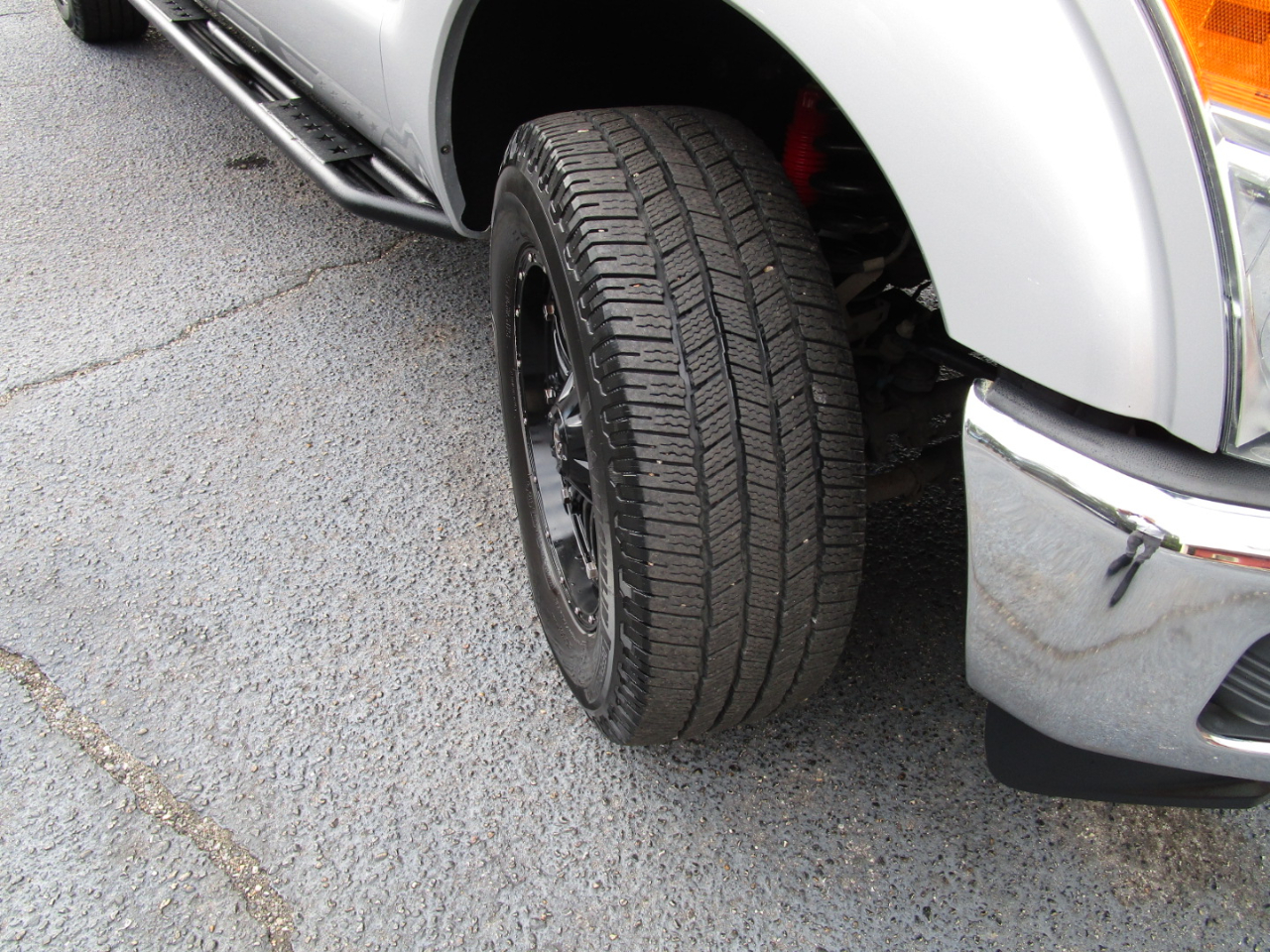 Ford Super Duty F-250 SRW 4WD Crew Cab 156" Lariat 2016