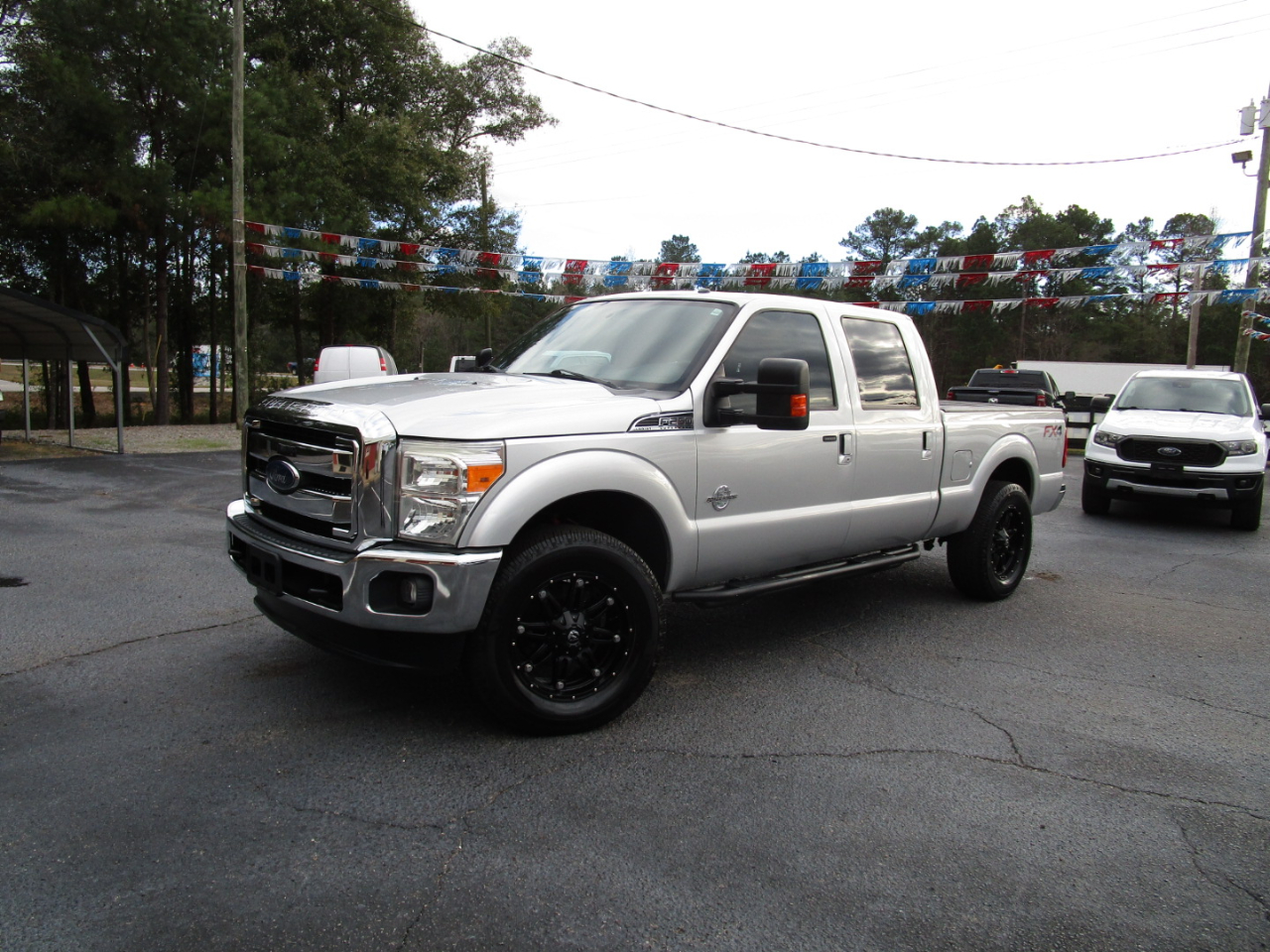 Ford Super Duty F-250 SRW 4WD Crew Cab 156" Lariat 2016