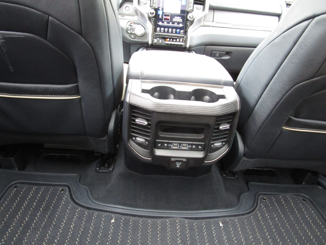 RAM 1500 Limited 4x4 Crew Cab 5'7" Box 2021