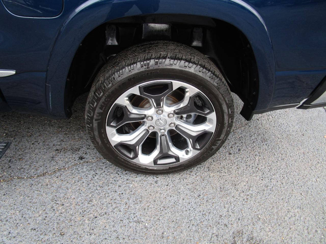 RAM 1500 Limited 4x4 Crew Cab 5'7" Box 2021