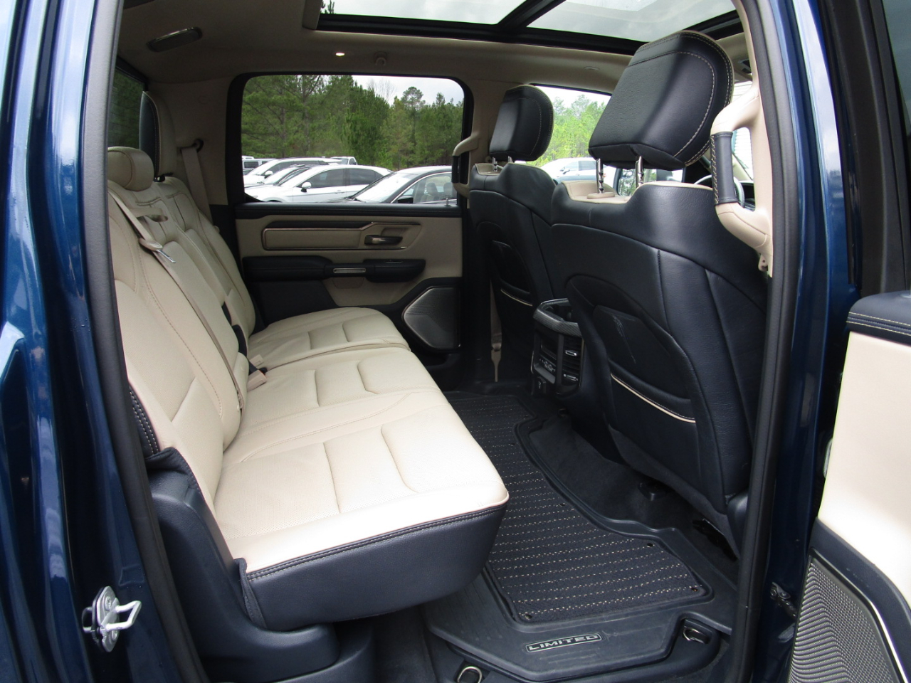 RAM 1500 Limited 4x4 Crew Cab 5'7" Box 2021