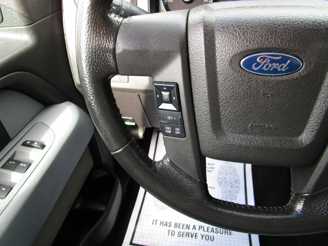 Ford F-150 2WD SuperCrew 139" XLT 2014