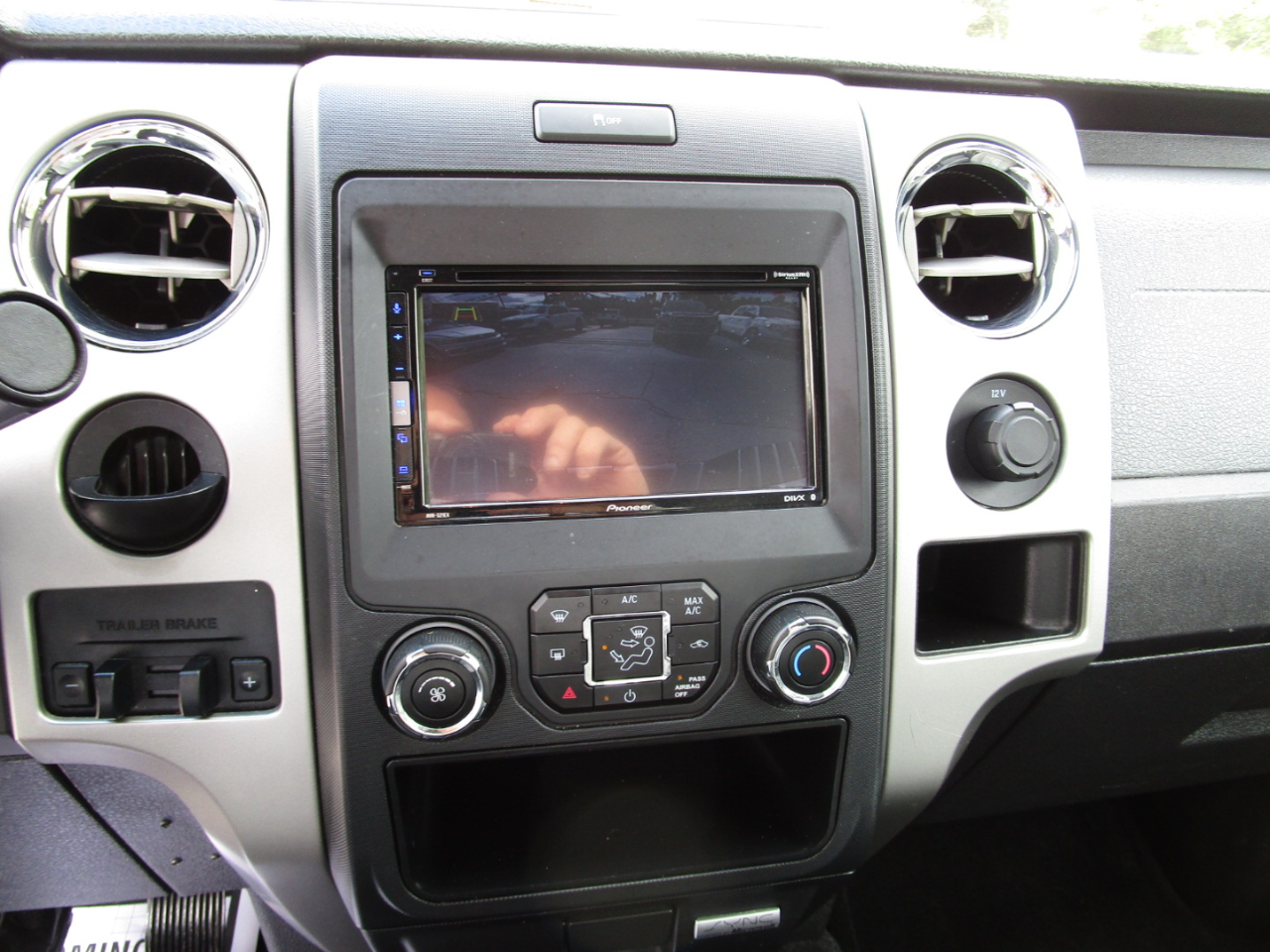 Ford F-150 2WD SuperCrew 139" XLT 2014