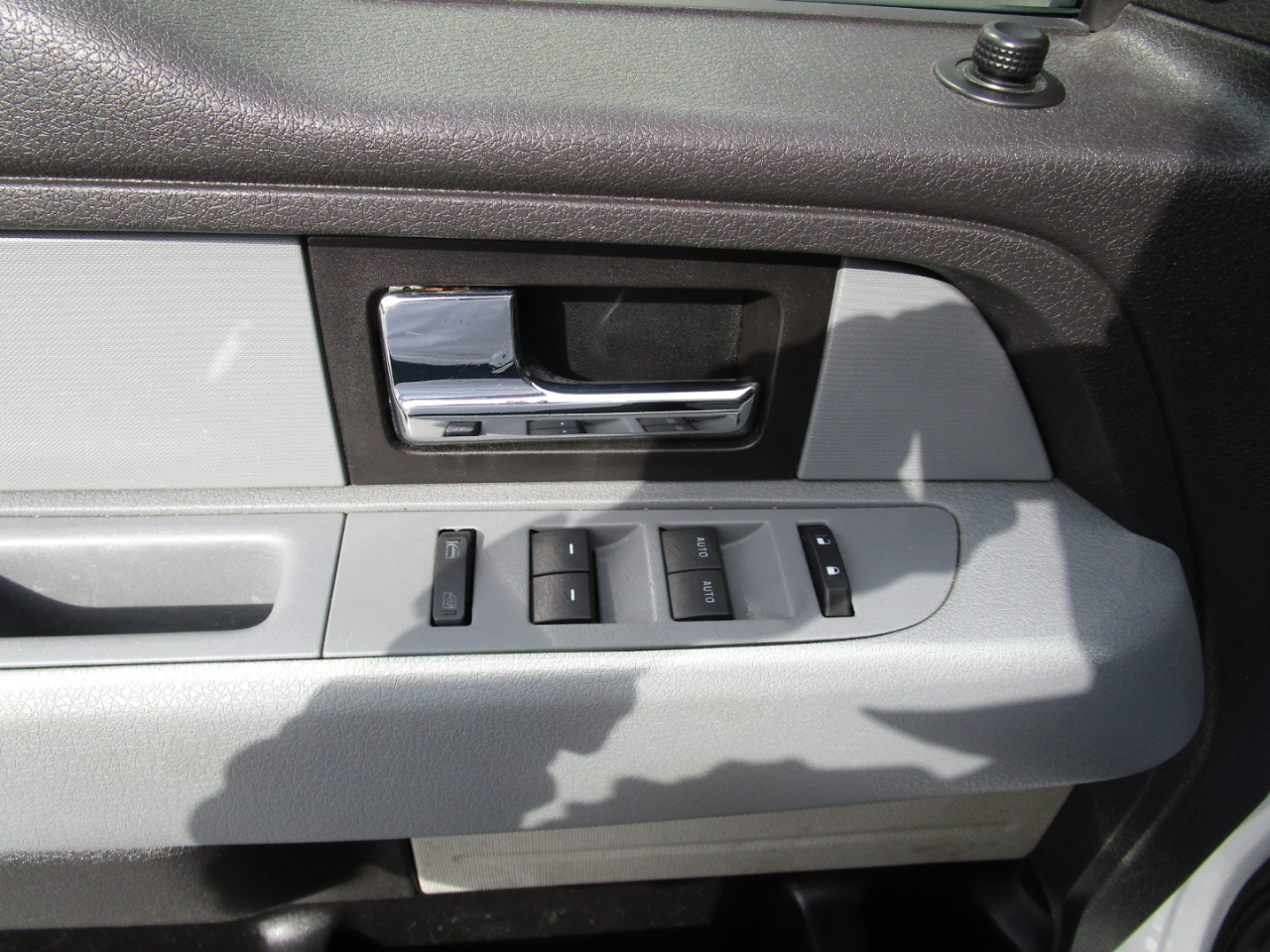 Ford F-150 2WD SuperCrew 139" XLT 2014