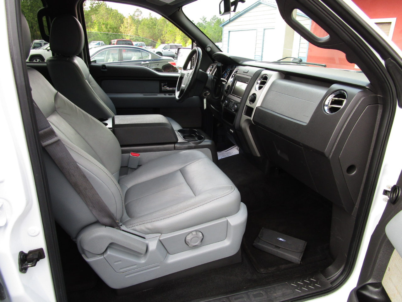 Ford F-150 2WD SuperCrew 139" XLT 2014