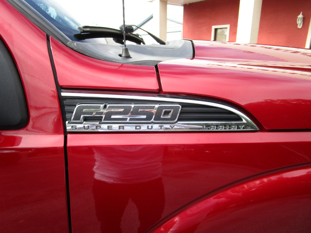 Ford Super Duty F-250 SRW 4WD Crew Cab 172" Lariat 2015