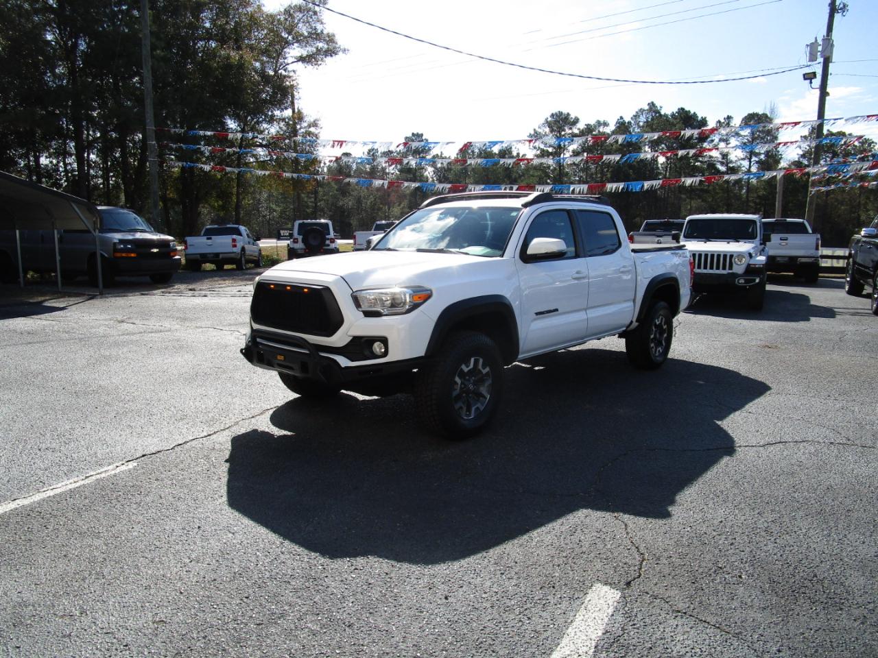 Toyota Tacoma 2WD Double Cab V6 AT TRD Off Road (Natl) 2016