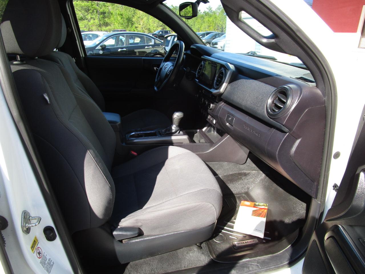 Toyota Tacoma 2WD Double Cab V6 AT TRD Off Road (Natl) 2016