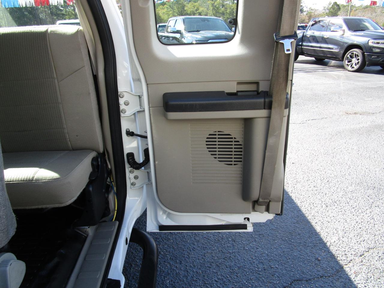 Ford Super Duty F-250 SRW 2WD SuperCab 142" XL 2008