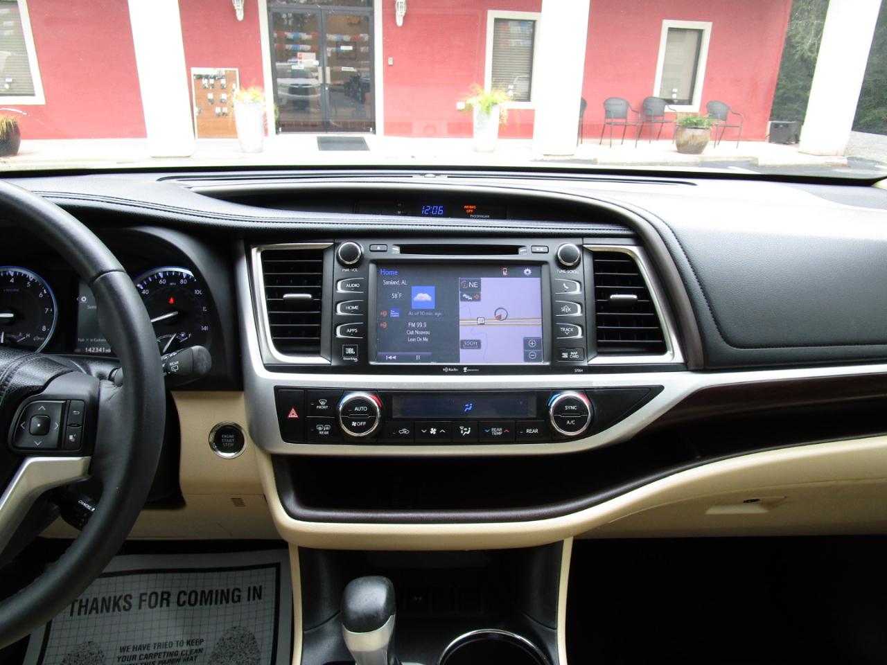 Toyota Highlander FWD 4dr V6  Limited (Natl) 2014