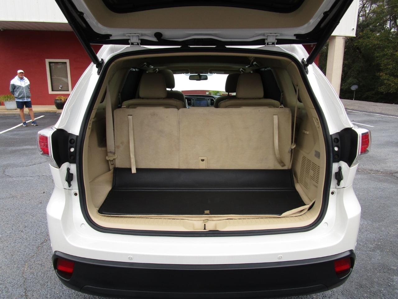 Toyota Highlander FWD 4dr V6  Limited (Natl) 2014