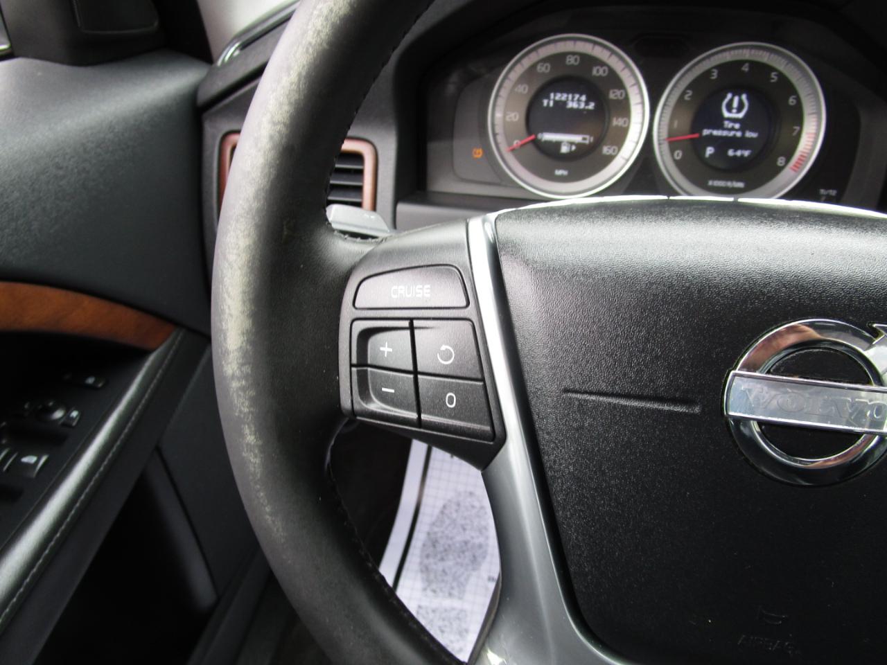 Volvo S80 4dr Sdn 3.2L FWD 2011