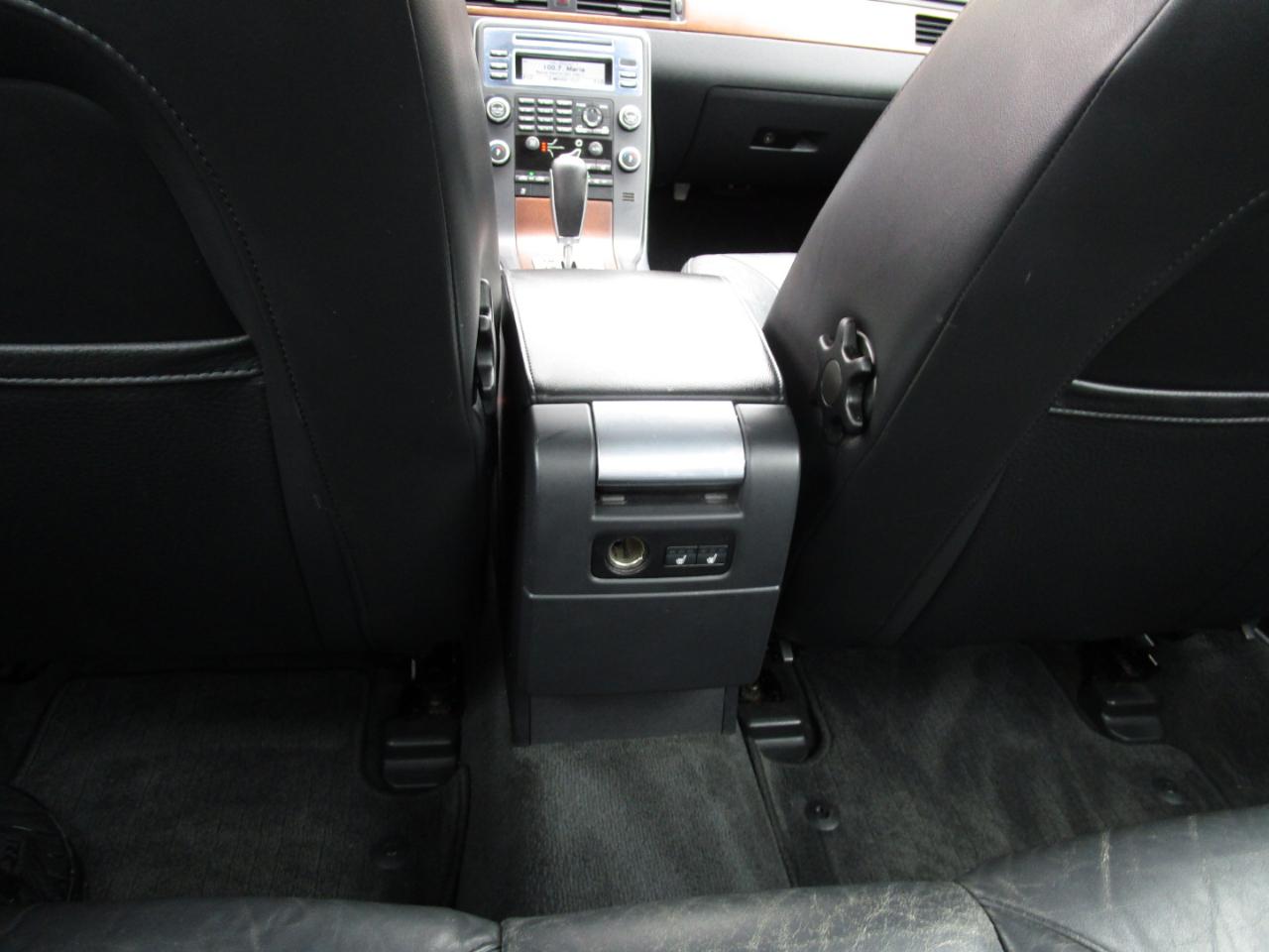 Volvo S80 4dr Sdn 3.2L FWD 2011