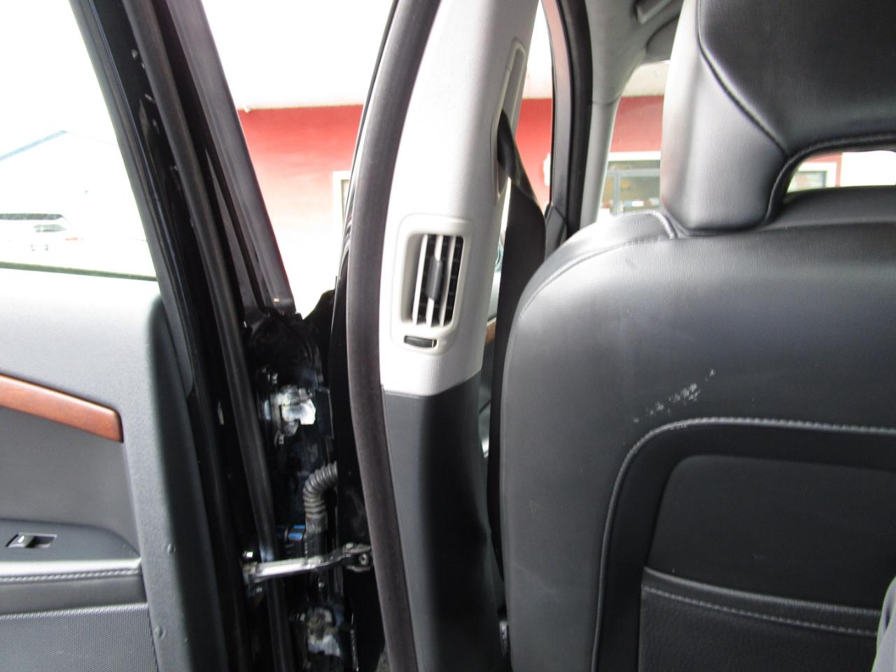 Volvo S80 4dr Sdn 3.2L FWD 2011