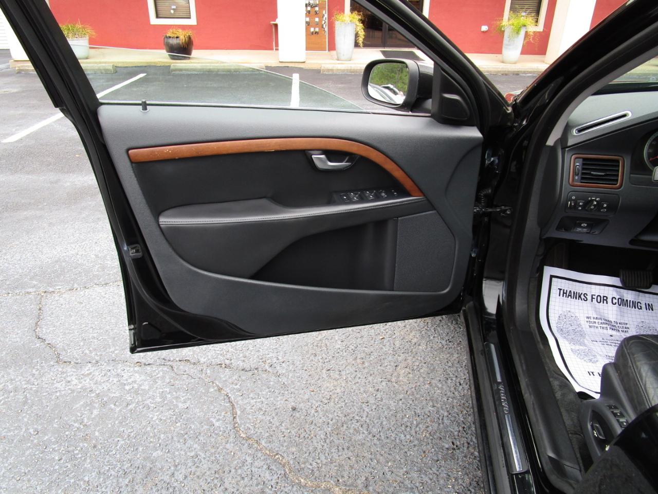 Volvo S80 4dr Sdn 3.2L FWD 2011