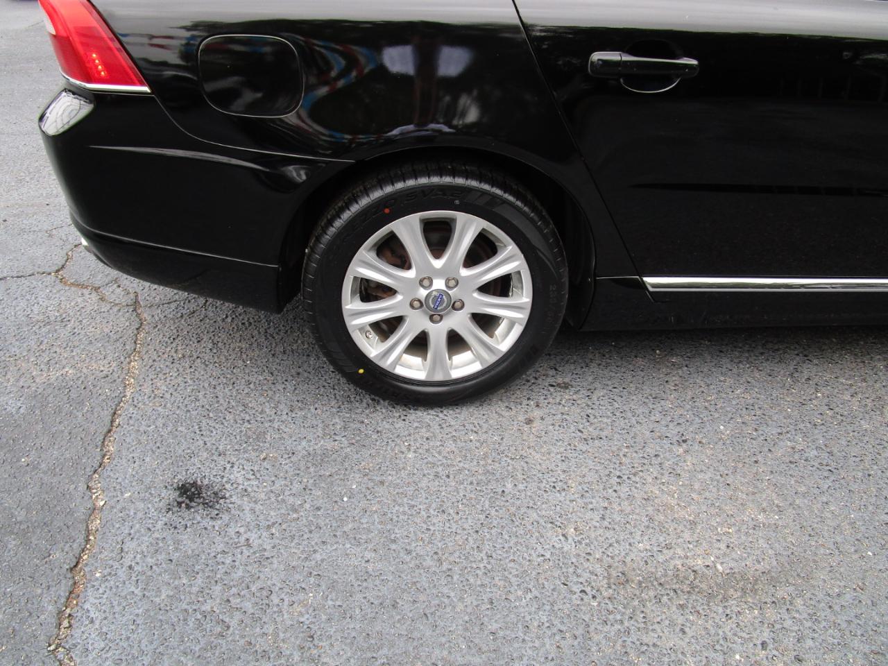 Volvo S80 4dr Sdn 3.2L FWD 2011