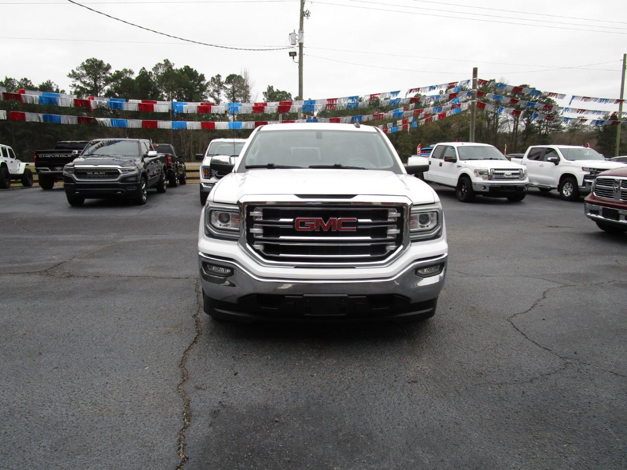 GMC Sierra 1500 2WD Crew Cab 143.5" SLT 2018
