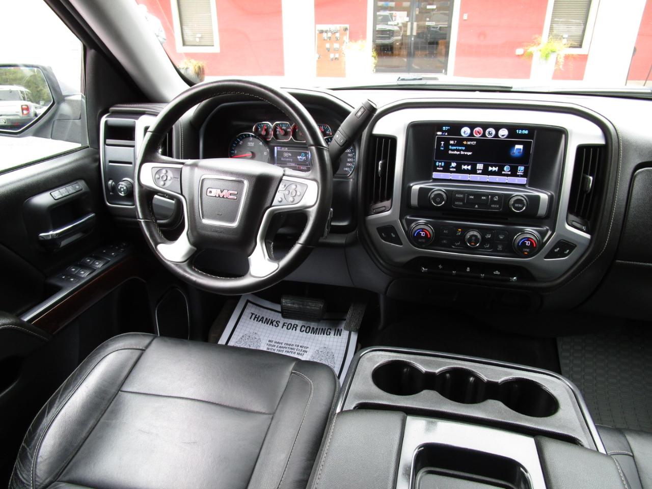 GMC Sierra 1500 2WD Crew Cab 143.5" SLT 2018