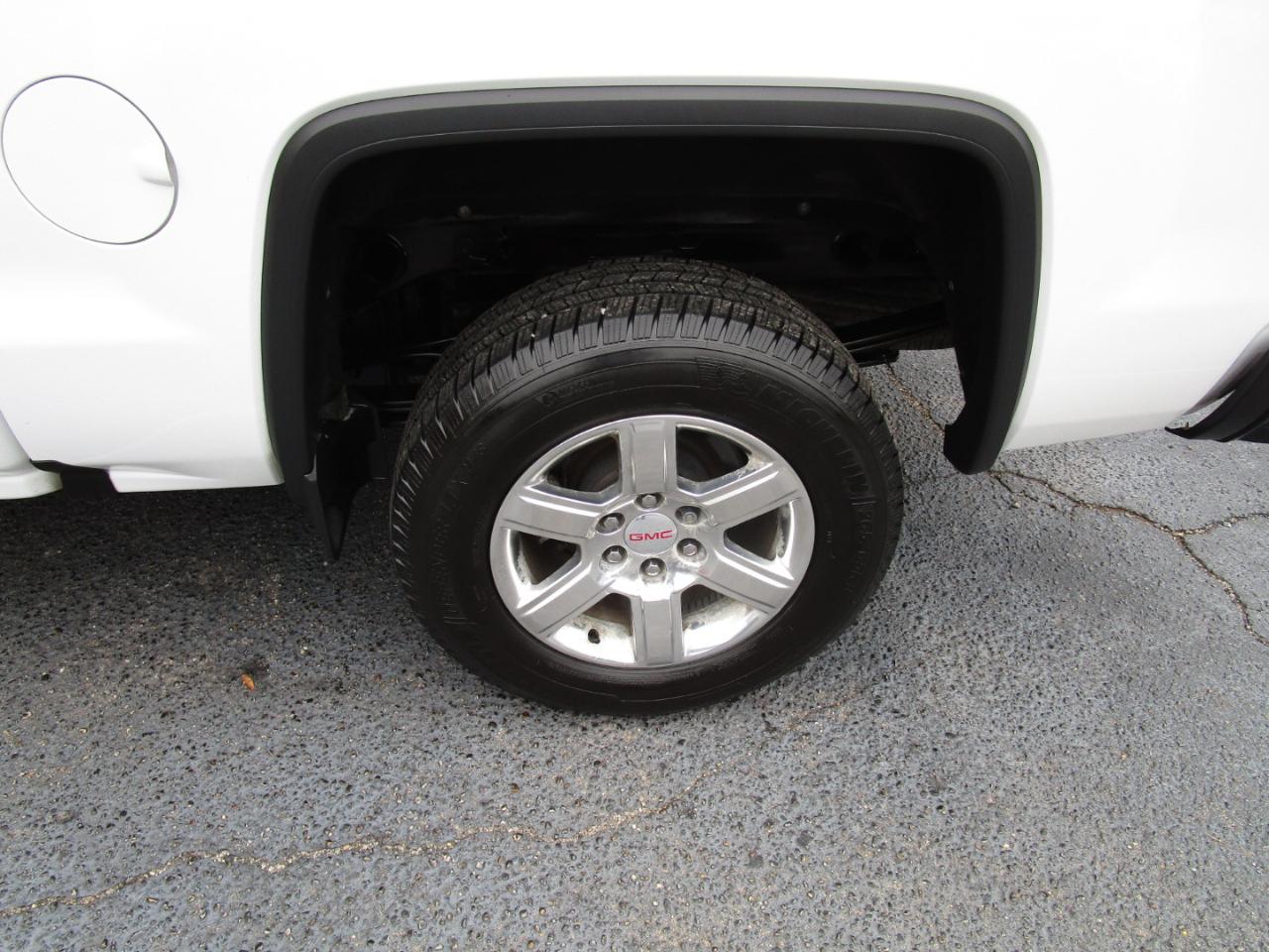 GMC Sierra 1500 2WD Crew Cab 143.5" SLT 2018