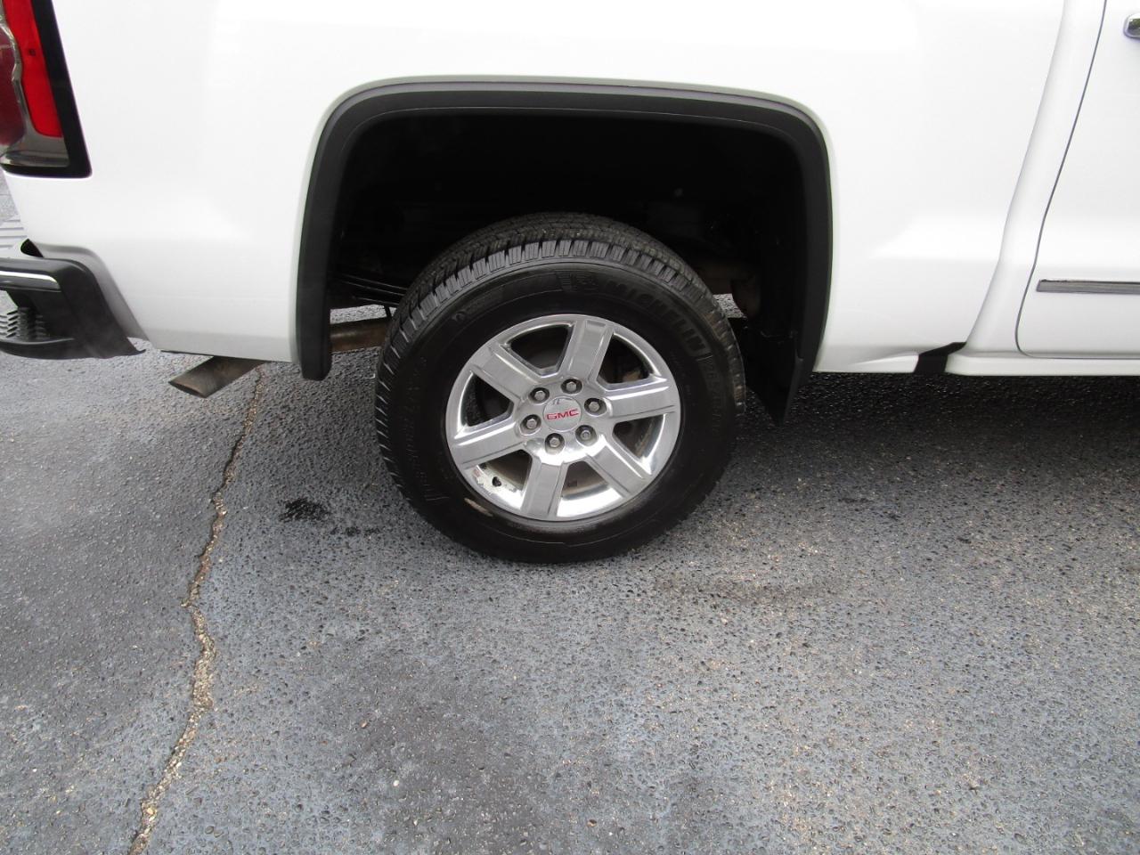 GMC Sierra 1500 2WD Crew Cab 143.5" SLT 2018