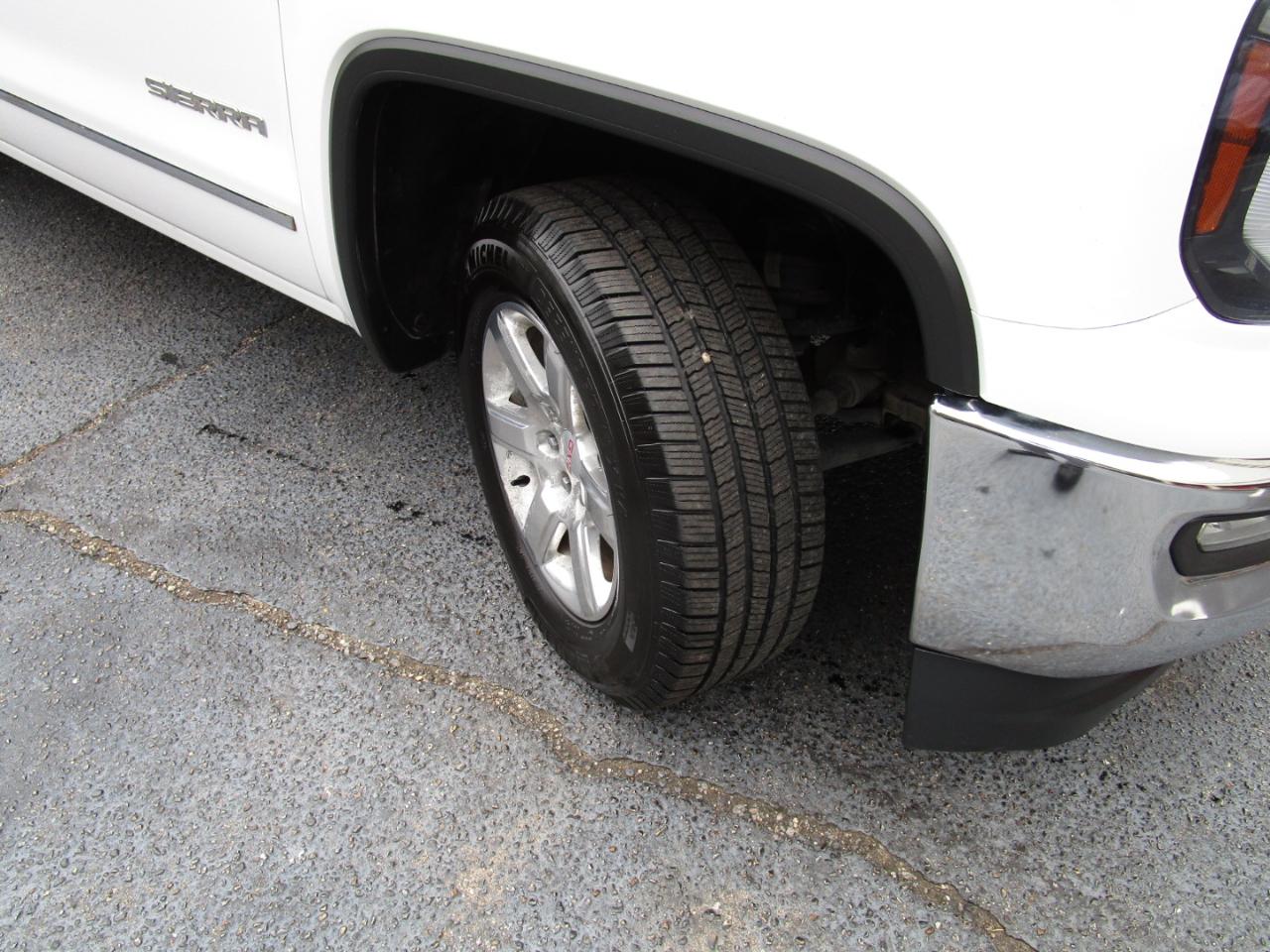 GMC Sierra 1500 2WD Crew Cab 143.5" SLT 2018