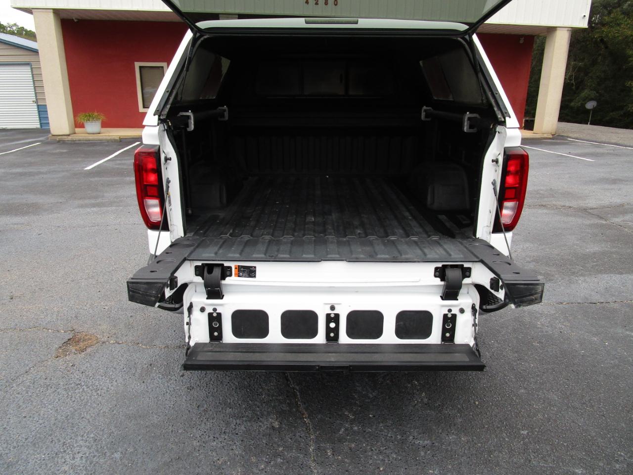 GMC Sierra 1500 2WD Crew Cab 147" SLE 2021