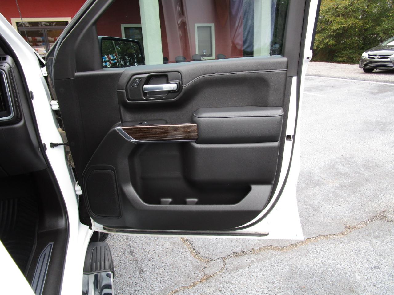 GMC Sierra 1500 2WD Crew Cab 147" SLE 2021