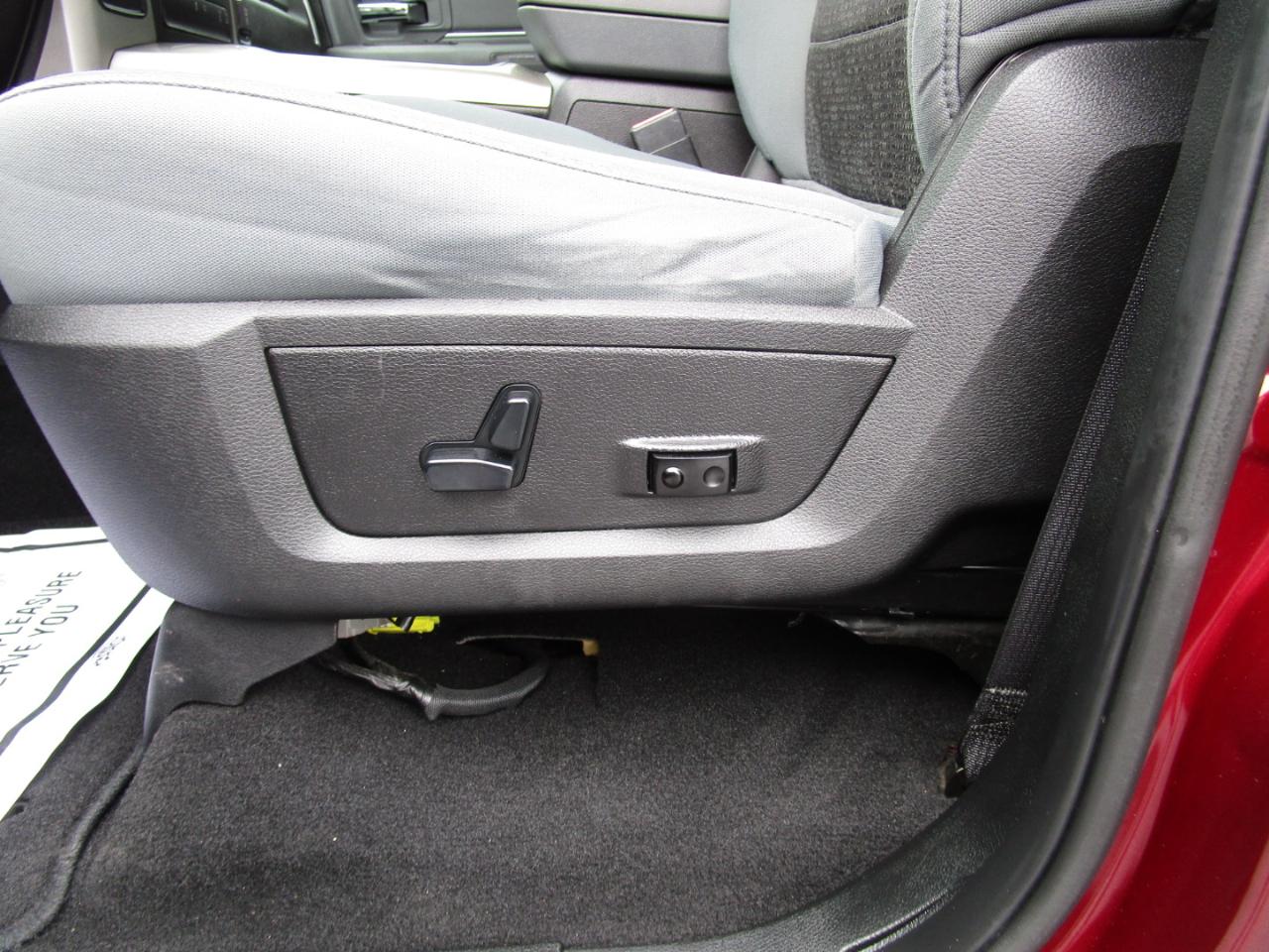 RAM 1500 Classic Lone Star 4x2 Crew Cab 5'7" Box 2019