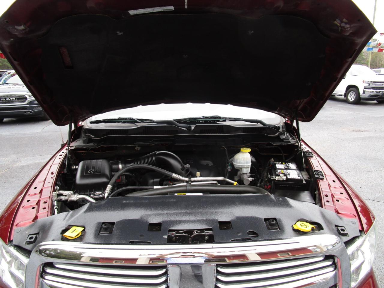 RAM 1500 Classic Lone Star 4x2 Crew Cab 5'7" Box 2019