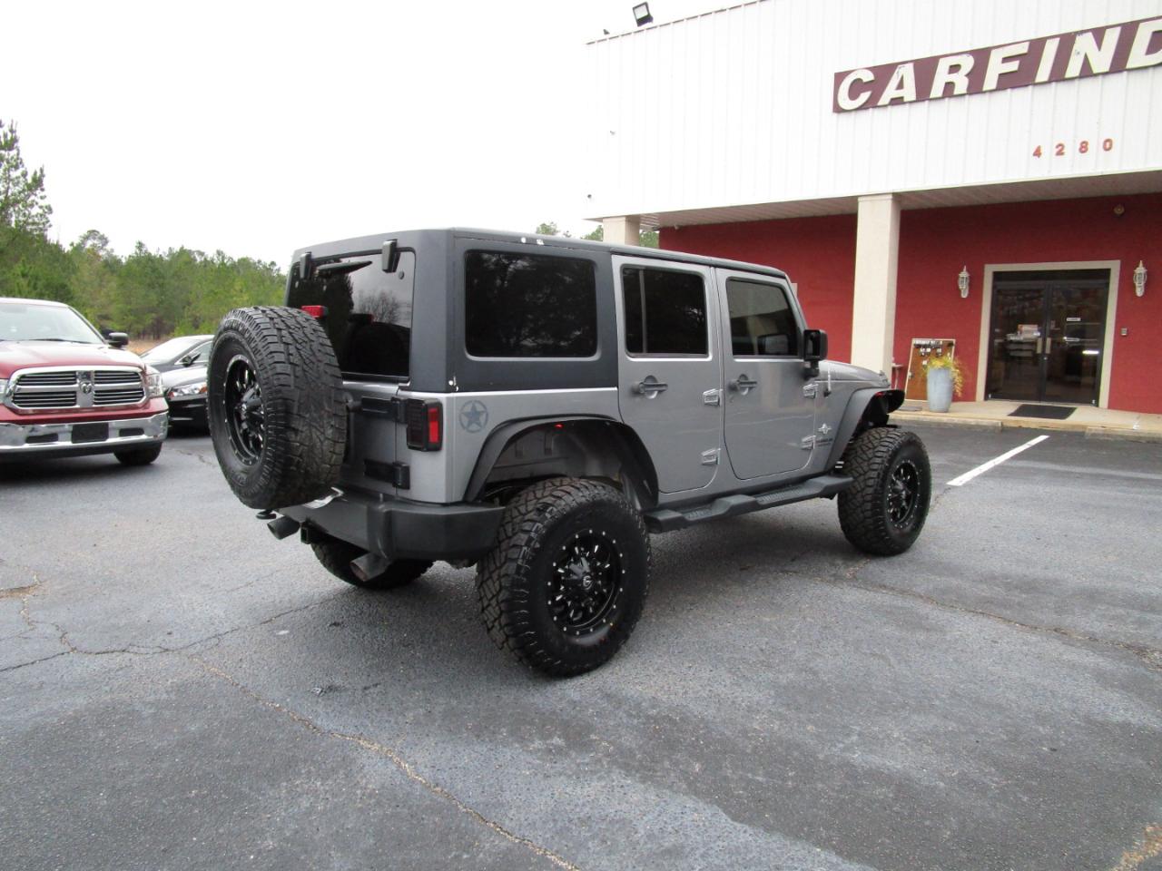 Jeep Wrangler Unlimited 4WD 4dr Freedom Edition *Ltd Avail* 2013