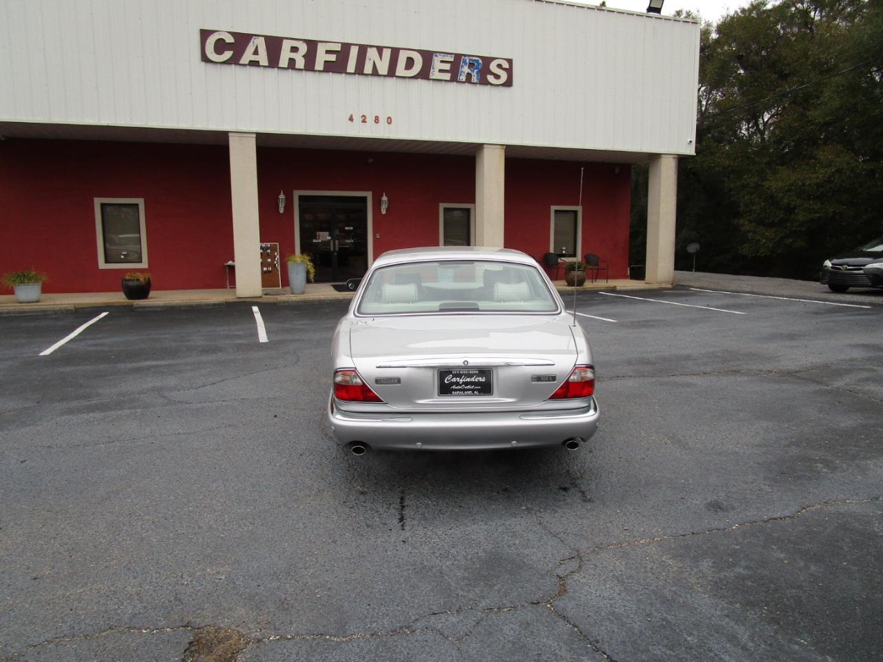 Jaguar XJ 4dr Sdn L 2001