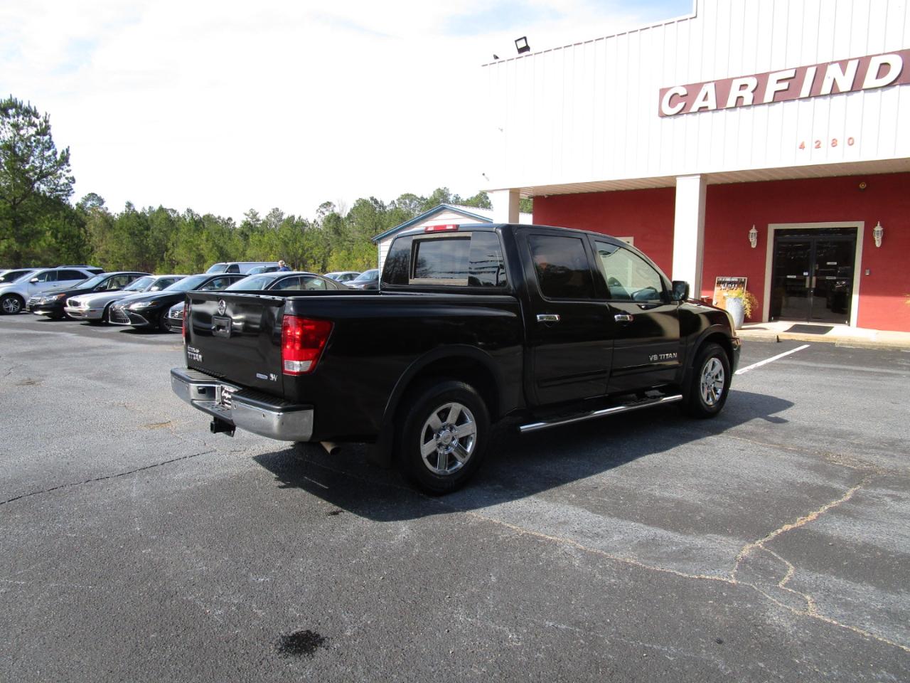 Nissan Titan 2WD Crew Cab SWB SV 2015