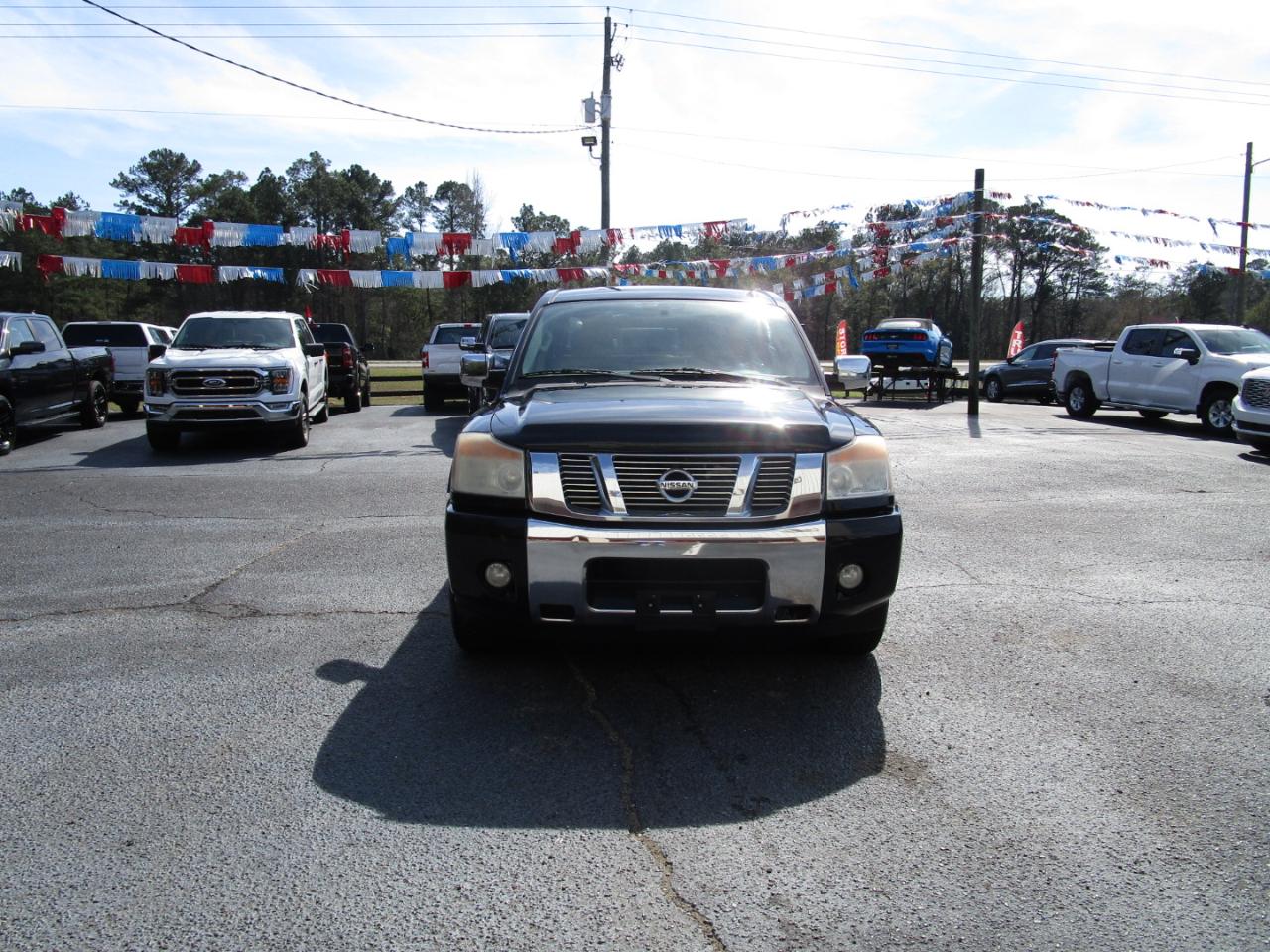 Nissan Titan 2WD Crew Cab SWB SV 2015
