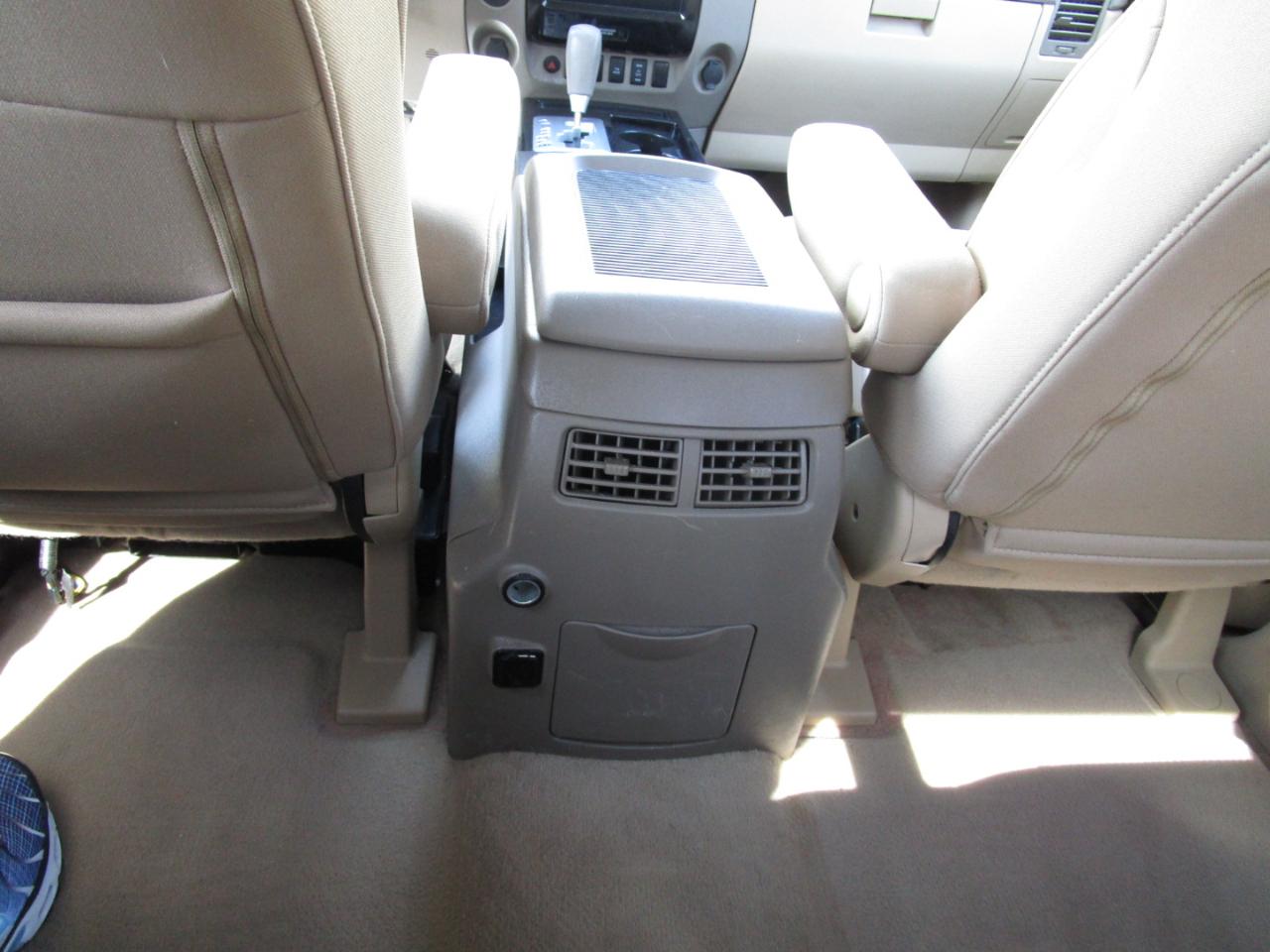 Nissan Titan 2WD Crew Cab SWB SV 2015