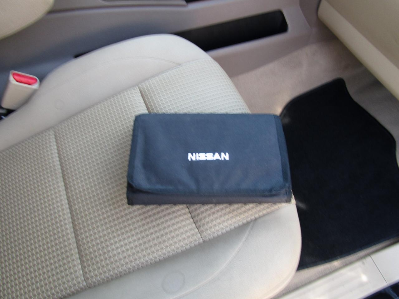 Nissan Titan 2WD Crew Cab SWB SV 2015