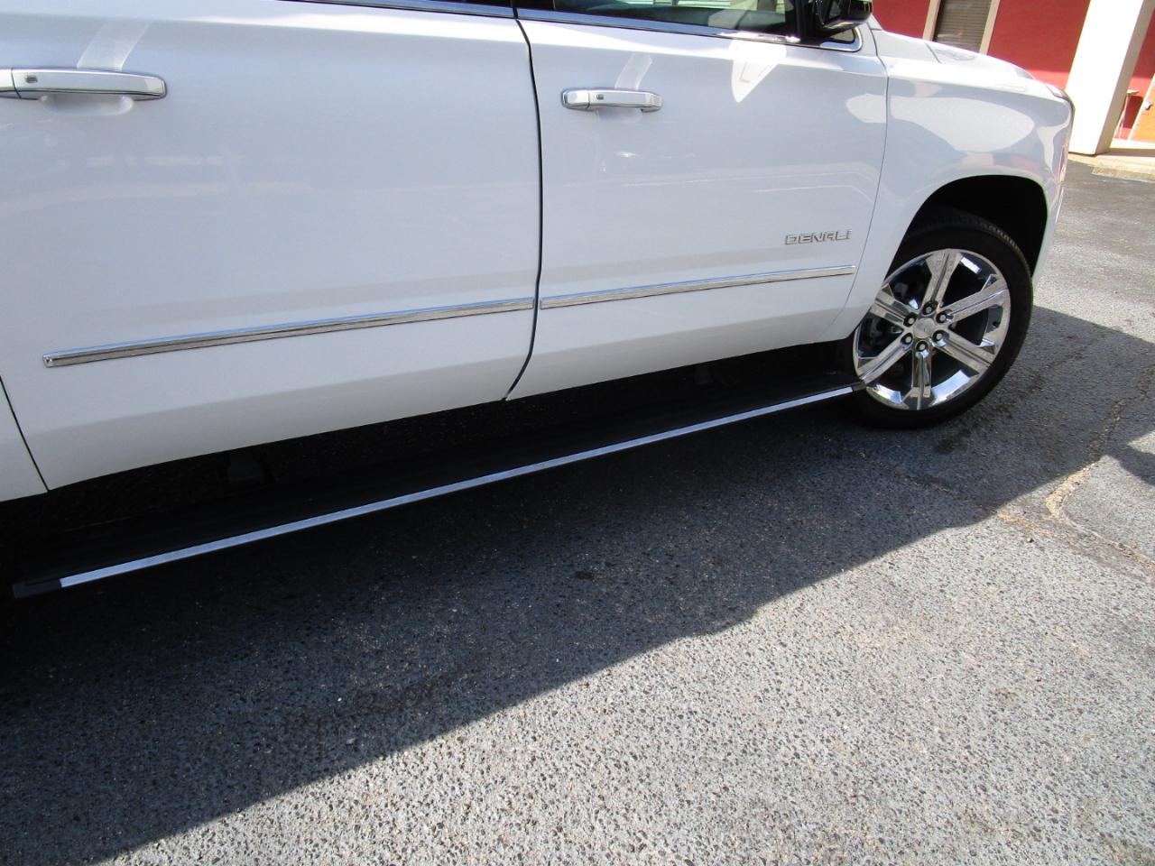 GMC Yukon XL 2WD 4dr Denali 2018