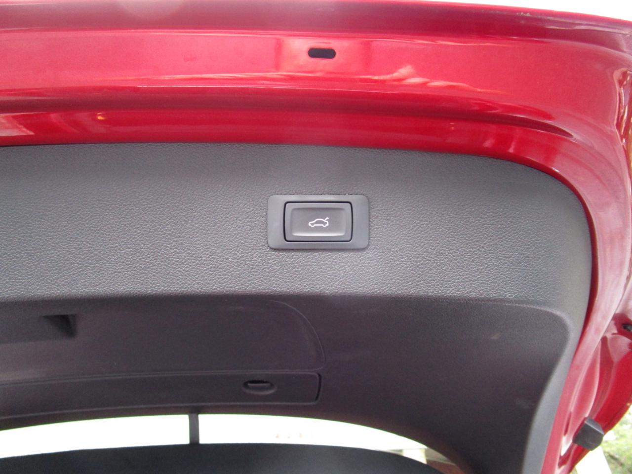 Cadillac Escalade ESV 4WD 4dr Platinum 2019