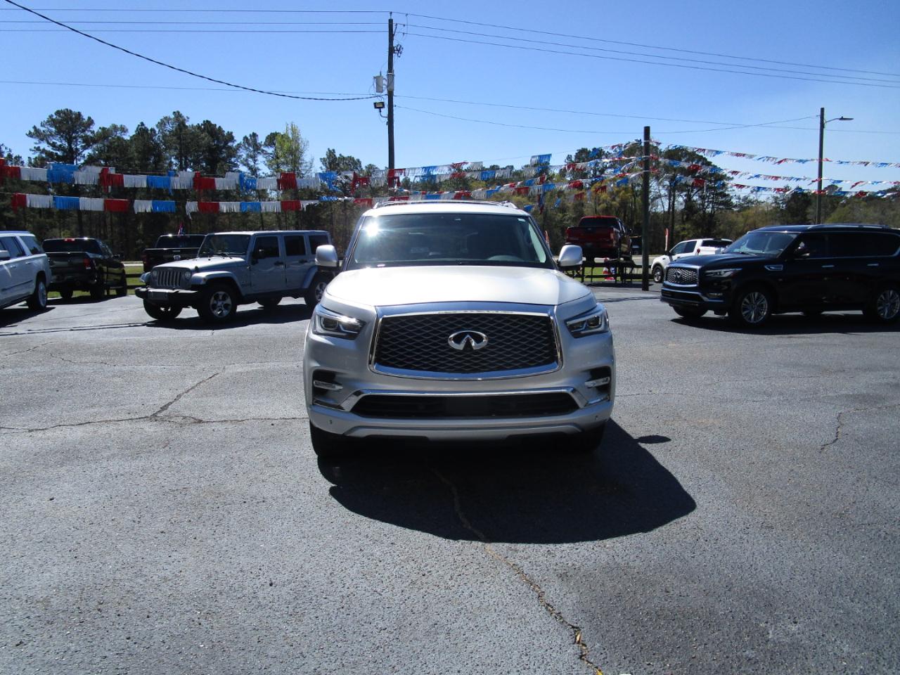 Infiniti QX80 LUXE RWD 2021