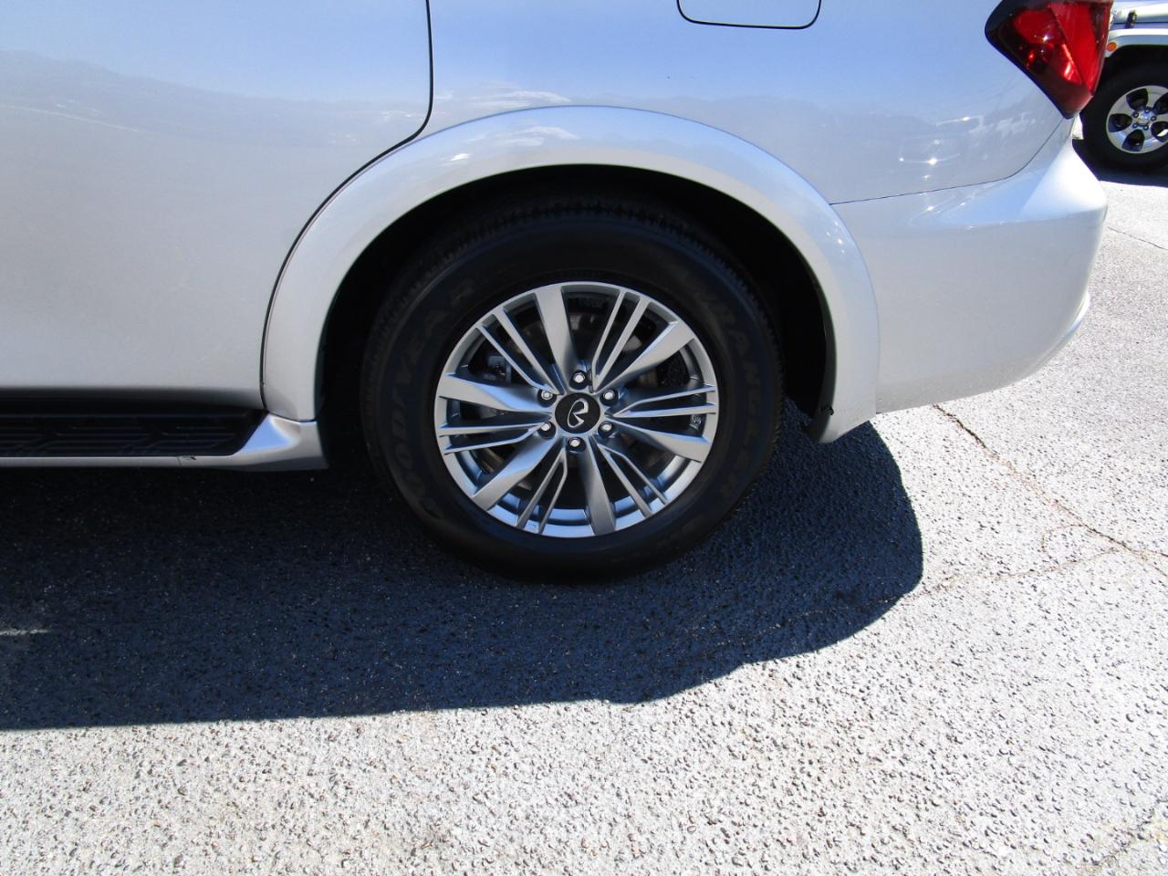 Infiniti QX80 LUXE RWD 2021