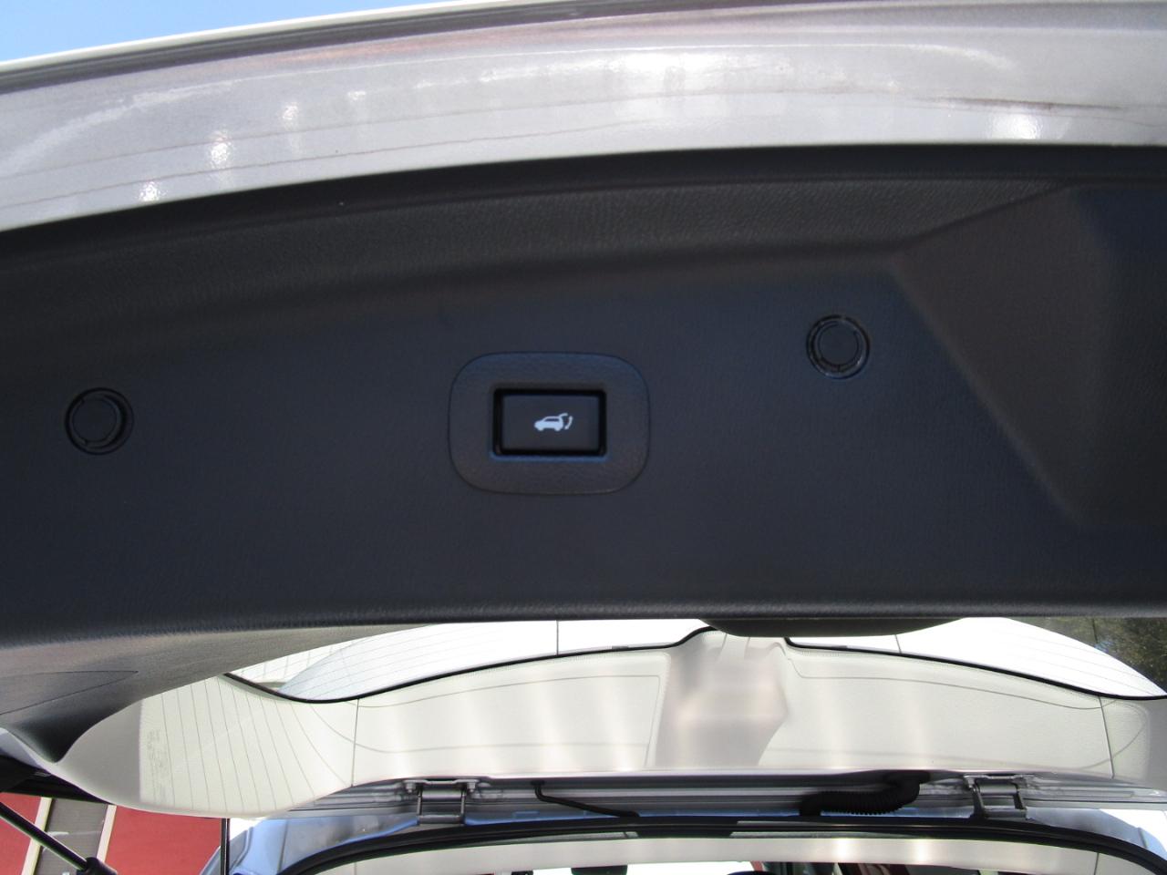 Infiniti QX80 LUXE RWD 2021