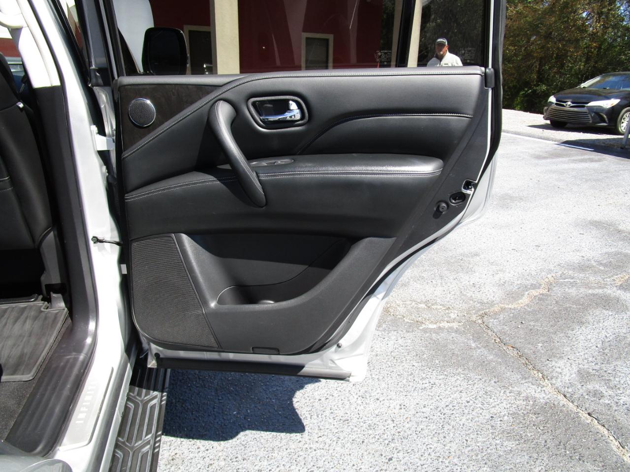 Infiniti QX80 LUXE RWD 2021