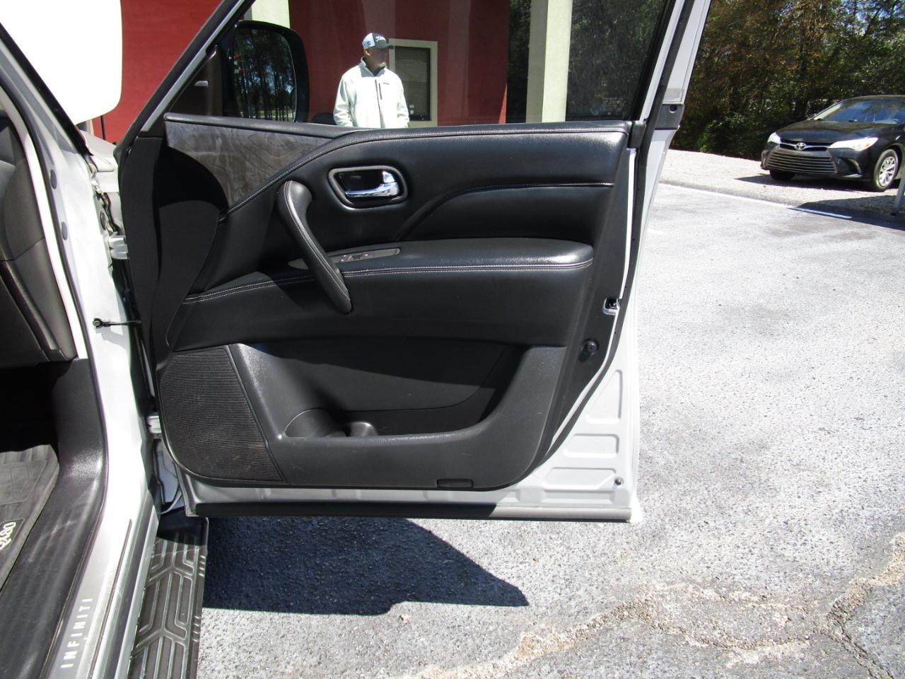 Infiniti QX80 LUXE RWD 2021