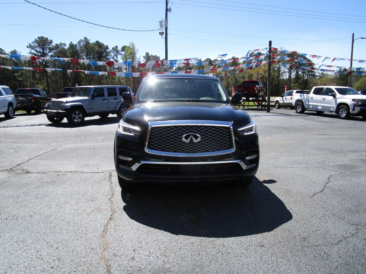 Infiniti QX80 LUXE AWD 2020
