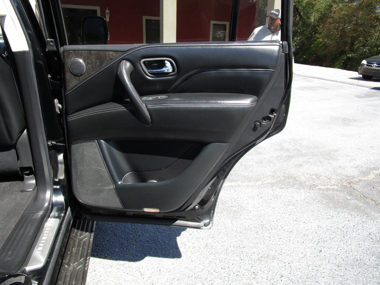 Infiniti QX80 LUXE AWD 2020