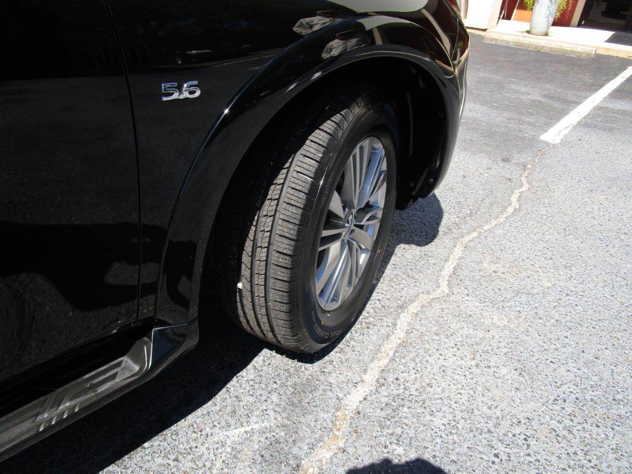 Infiniti QX80 LUXE AWD 2020