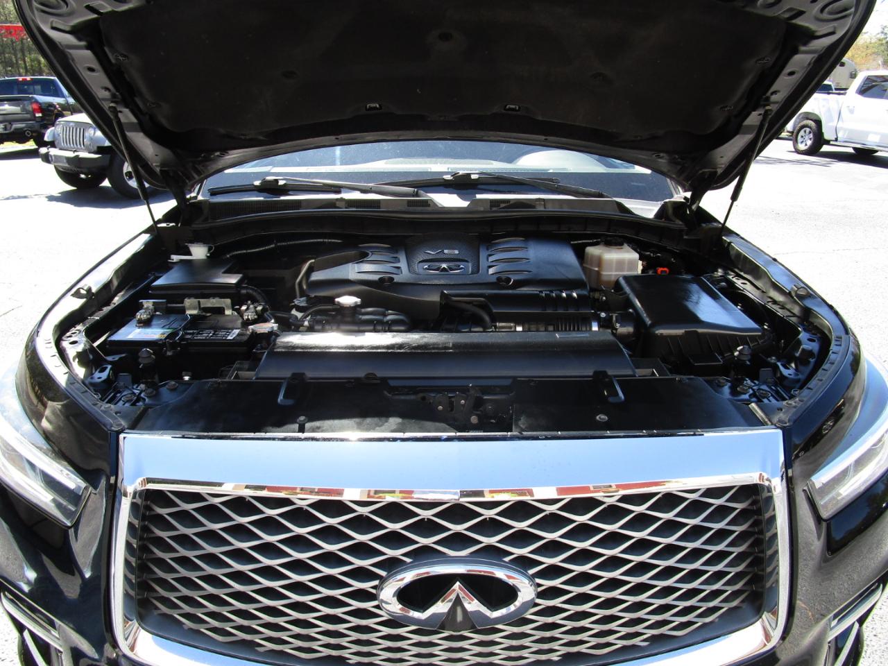 Infiniti QX80 LUXE AWD 2020